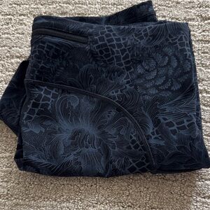 Lululemon Capri Leggings Size 8